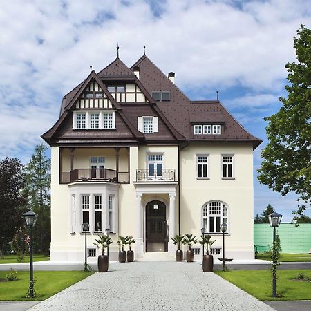 Tauroa Steirerschloessl Hotel Zeltweg Bagian luar foto