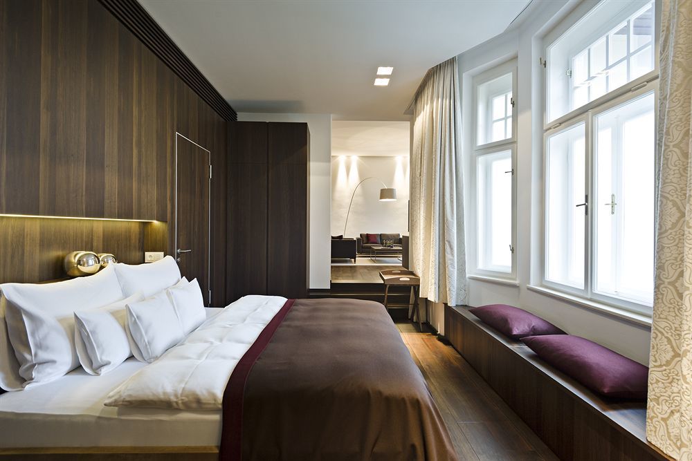 Tauroa Steirerschloessl Hotel Zeltweg Bagian luar foto