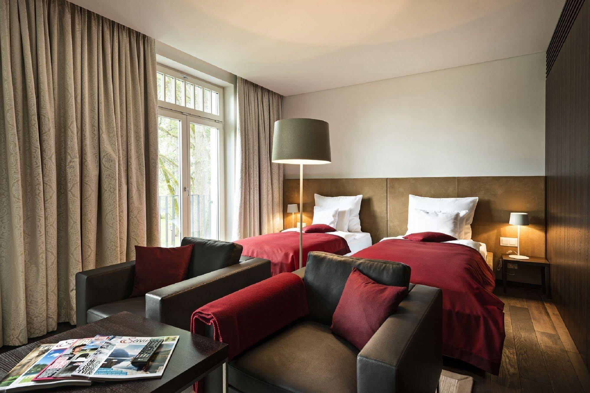 Tauroa Steirerschloessl Hotel Zeltweg Bagian luar foto